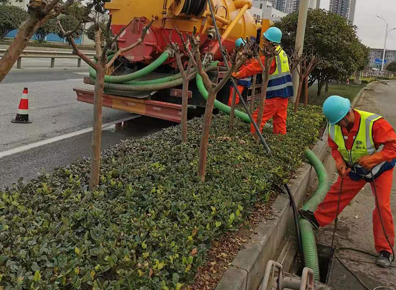 石屏市政管道清淤