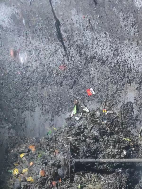 石屏污水池清理